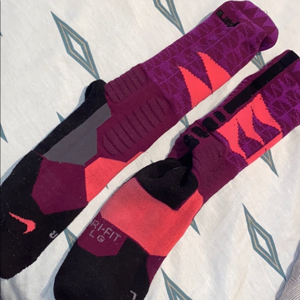 LEBRON nike elite socks